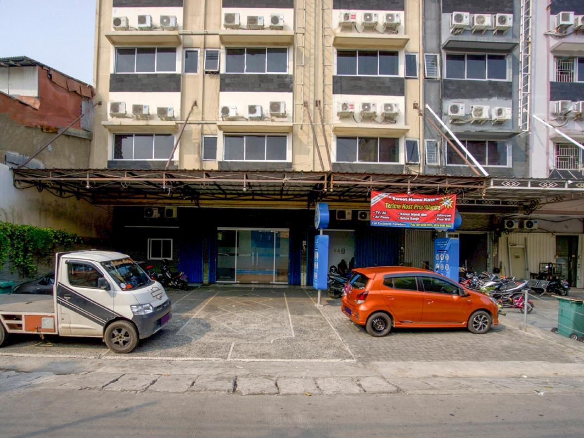 Oyo 3754 Prosperity Mansion Hotel Jakarta Exterior photo